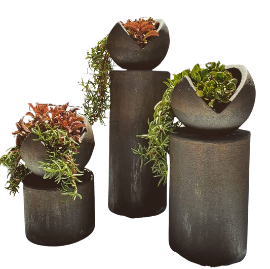Luna sphere pedestal planter